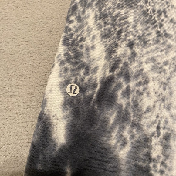Lululemon Warm Down Jogger Womens 4 Tie Dye Sweatpants Drawstrings Pockets - Picture 6 of 7